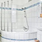 Apartment Deluxe! Hbf-naehe Mit Kingsize-bett, 65 M2 *