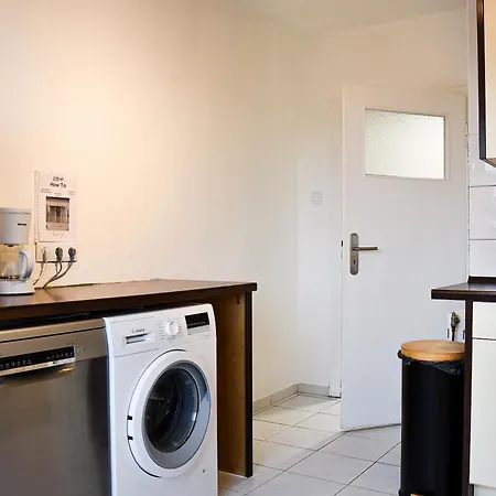 Deluxe! Hbf-naehe Mit Kingsize-bett, 65 M2 *