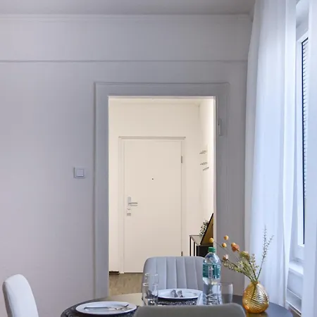 شقة Deluxe! Hbf-naehe Mit Kingsize-bett, 65 M2