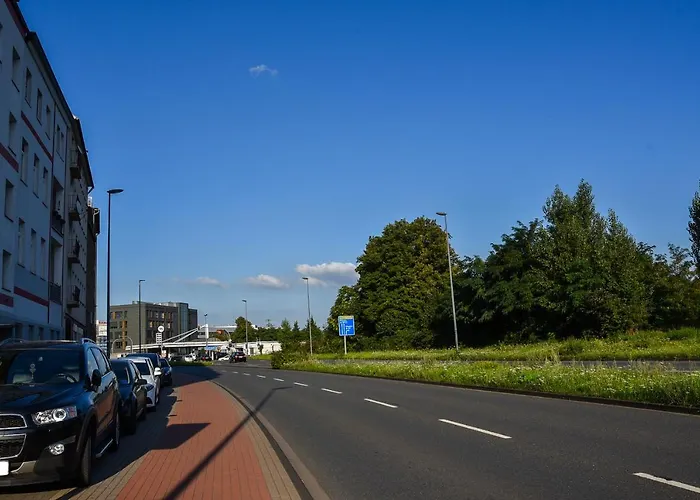 Deluxe! Hbf-naehe Mit Kingsize-bett, 65 M2 Апартаменты