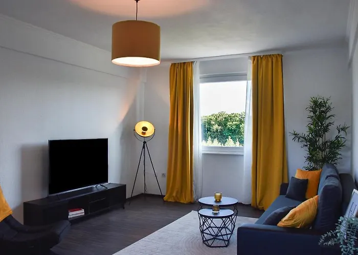 Appartement Deluxe! Hbf-naehe Mit Kingsize-bett, 65 M2 *